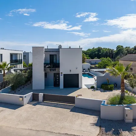 Vila Martina - Crowonder Luxury Rent