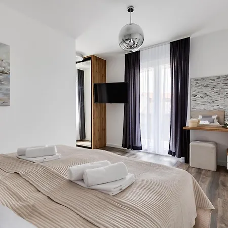 Villa Martina - Crowonder Luxury Rent *