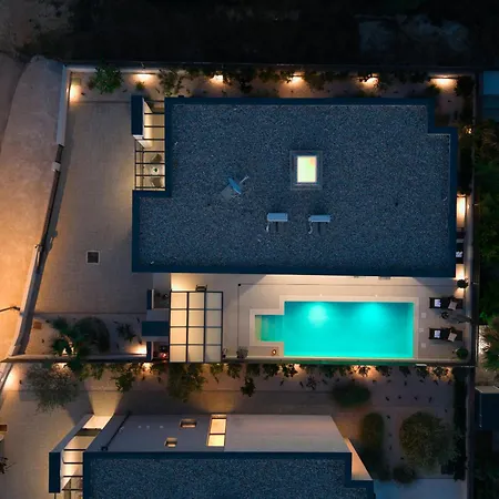 Villa Martina - Crowonder Luxury Rent *