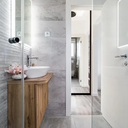 Martina - Crowonder Luxury Rent Vila Zaton (Zadar)