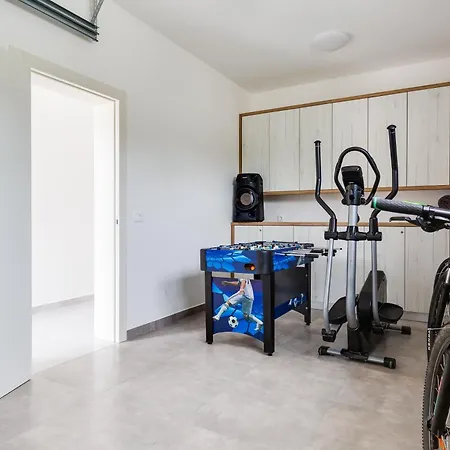 Martina - Crowonder Luxury Rent Zaton (Zadar)
