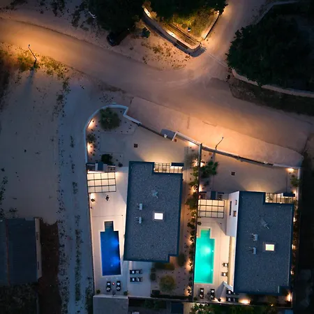 Villa Martina - Crowonder Luxury Rent *